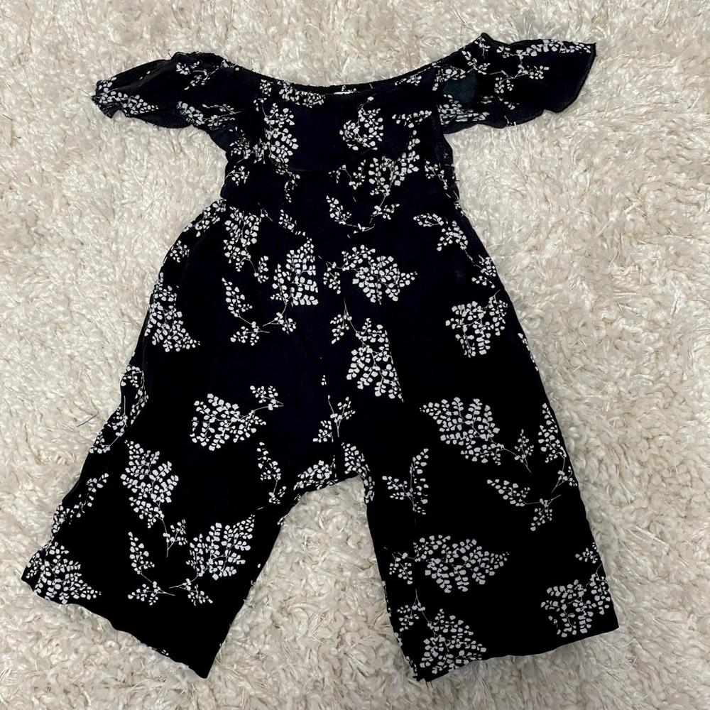 Baby girl jumper